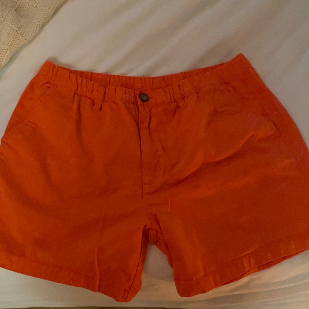 Chubbies orange shorts size medium